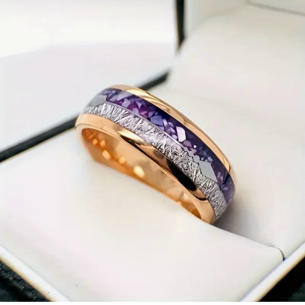 NWOT 14K Stainless Steel Ring